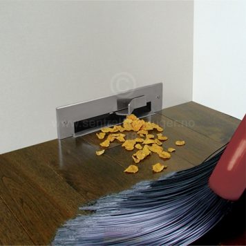 Feieluke i plast med "rustfritt" utseende